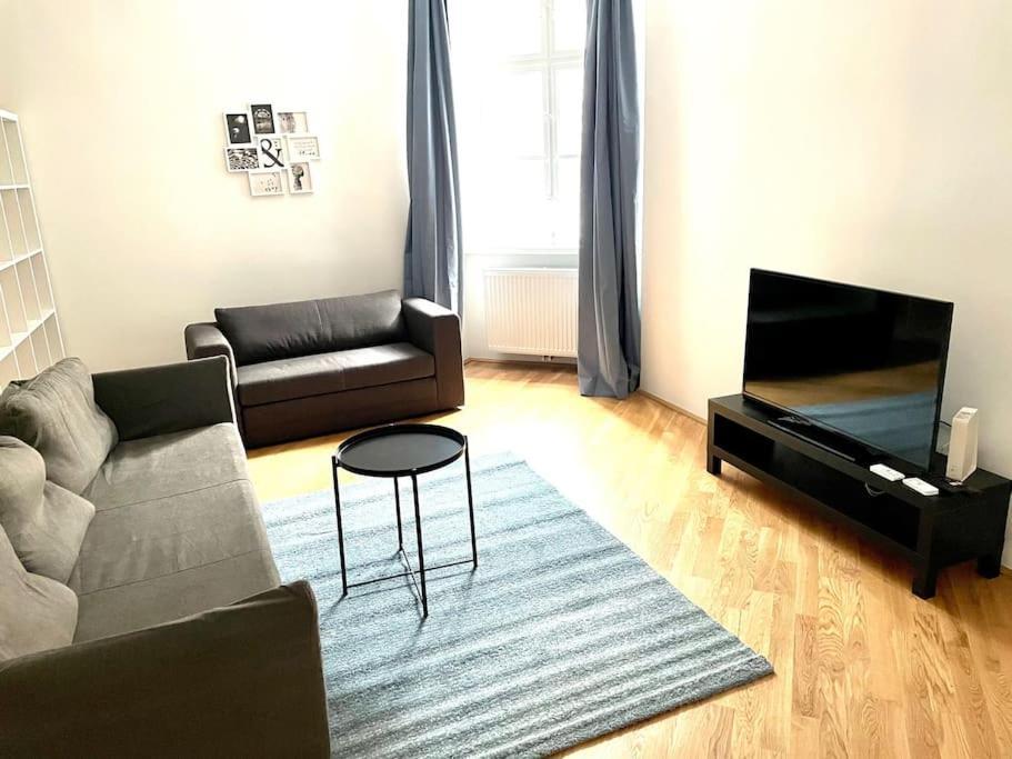 Brand New & Spacious Apartment In The City Centre Viena Exterior foto